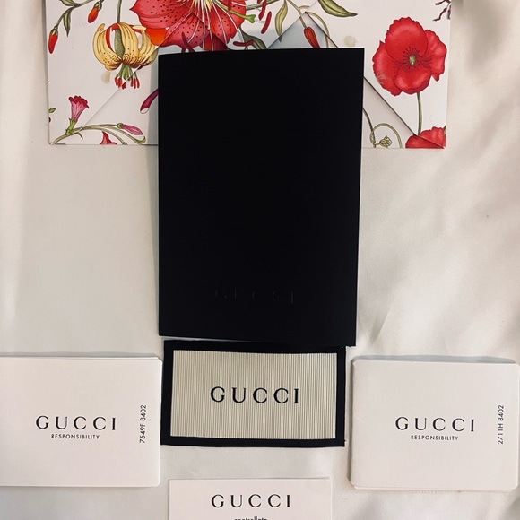 Gucci - Picture 8 of 10